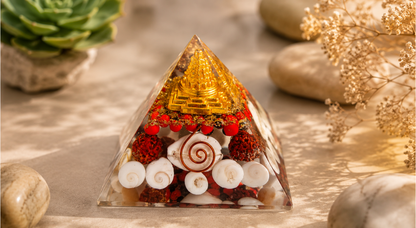 BRASS SHRIYANTRA, CHANOTHI, 
RUDRAKSH, KODI & GOMTI 
CHAKRA DHANTERAS PUJA 
PYRAMIDS